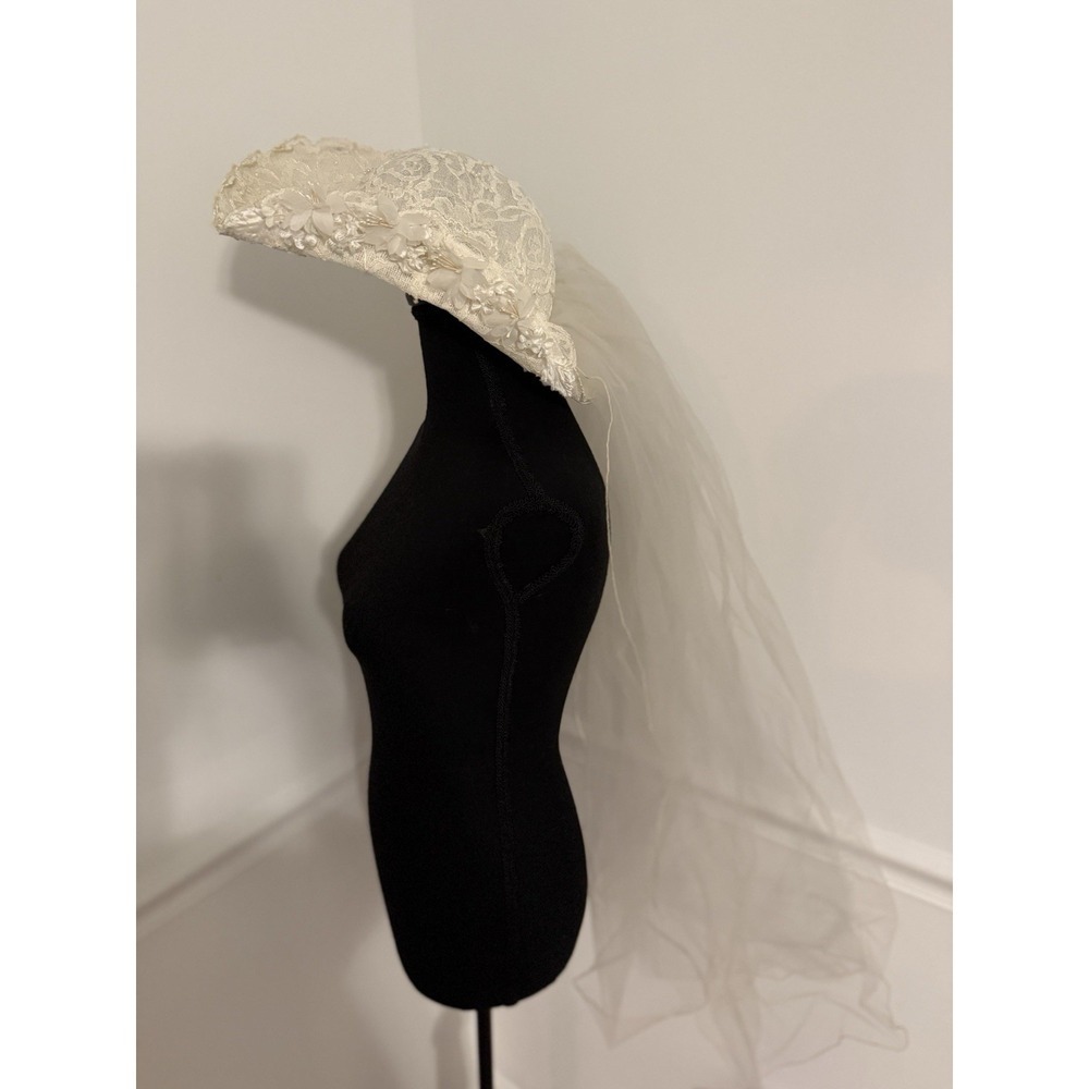 Vintage bohemian Floral Bridal Hat with Veil Ivory Lace Wedding Church 34" long‎ - Picture 12 of 12